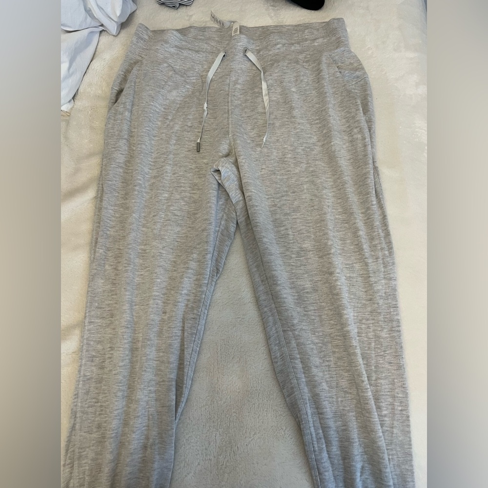 lululemon sweatpants
